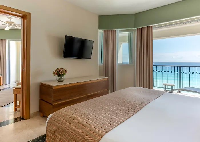 Grand Park Royal Cancun (Adults Only)